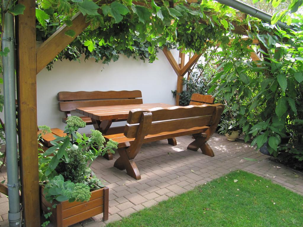 Abendstille Am Obstgarten Mit Terrasse Zapfendorf Bagian luar foto